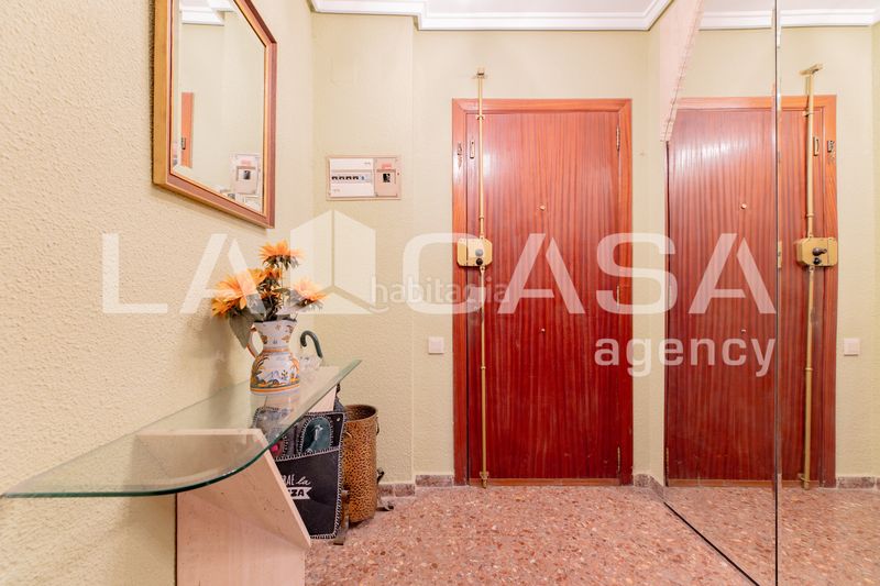 Foto 082e4a5d-739d-48e8-bd54-c9fd618ba51f. Pis a Tormos Valencia