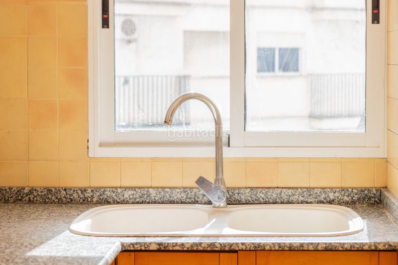 Foto 4be7b88b-2cb0-400e-9ce2-b8c616235b24. Pis a La Petxina Valencia