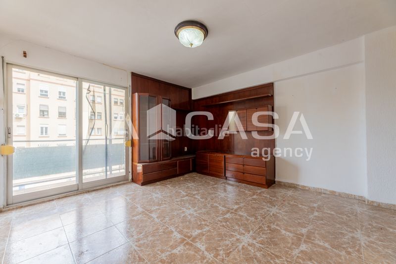 Foto 2e81afa8-cad3-4552-8529-db3d950511b3. Pis a Trinitat Valencia