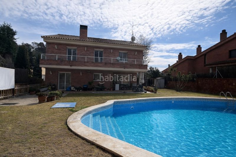 Foto e1338cc8-b3e9-47bf-a8eb-a1919db2734a. Xalet amb calefacció aparcament piscina a Vallromanes