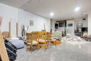 Local Comercial en La Verneda - La Pau