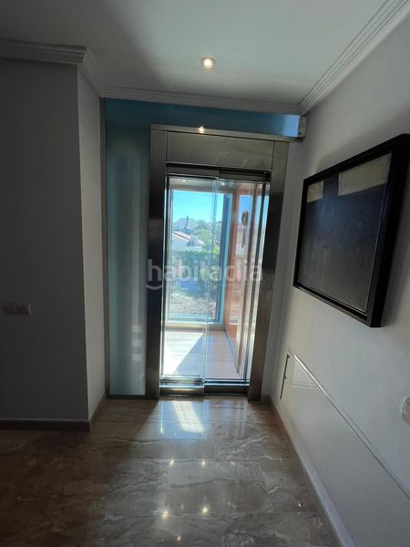 Foto 785df0ee-ddcb-4871-b050-0cb33fe2c0f3. Casa amb aparcament a Lluminetes Castelldefels