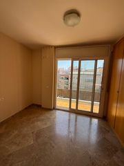 Etagenwohnung in La Torrassa