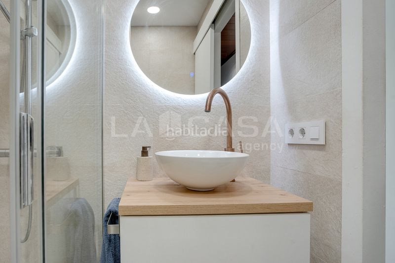 Foto c89c4704-e6df-4c7b-9039-f52a53fcc570. Pis a La Gavarra Cornellà de Llobregat