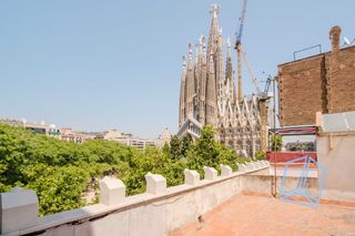 Pis a Sagrada Família