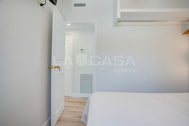 Foto 5f6edcbb-0b64-4d32-81d1-c65209dffb3a. Pis amb aparcament a Baixador Castelldefels