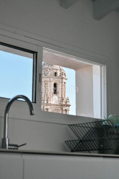 Foto f8bddb06-4f95-413d-a118-aa4516617725. Lloguer àtic a plaza de uncibay 2 a Centro Histórico Málaga