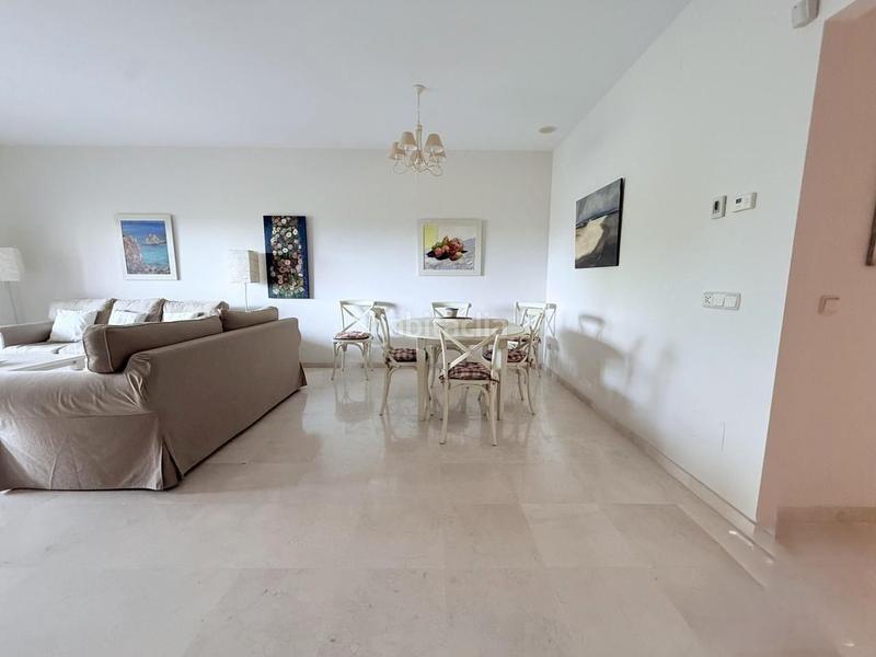 Foto e2eecf90-3ad4-416f-a427-b9e8f004f476. Appartamento in calle 25 50 in San Pedro de Alcántara Pueblo Marbella