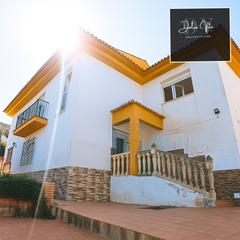 Chalet à Manantiales - Lagar - Cortijo. Casa o chalet independiente en venta en manantiales - lagar - co