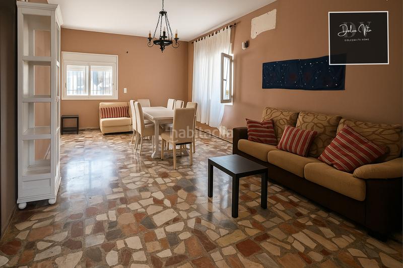 Foto a98e5ee6-b3e4-46b4-9b67-a7e9eb67f4ba. Chalet with fireplace parking pool in Manantiales - Lagar - Cortijo Alhaurín de la Torre
