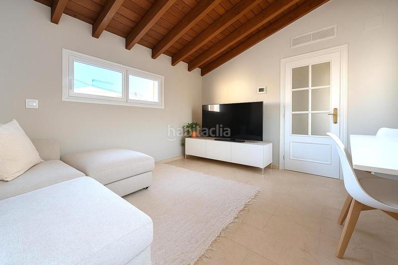 Foto 2ed19704-6a4b-4e6e-8e7d-af77fe3495f8. Zweistöckige wohnung mit heizung in Centro Histórico Málaga