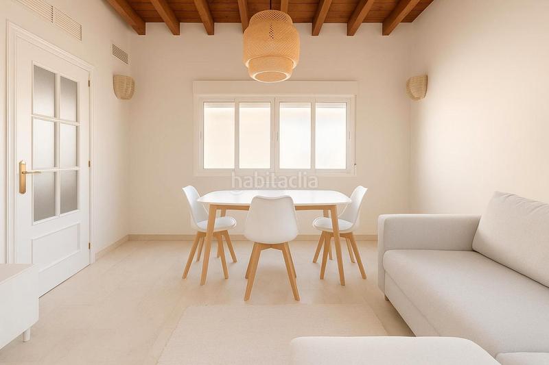 Foto a0e89287-3f21-4475-998f-598552b8c9d1. Zweistöckige wohnung mit heizung in Centro Histórico Málaga