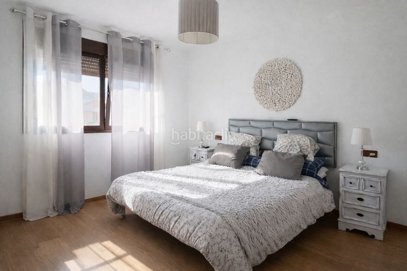 Foto ea7eee65-3e85-4880-ba41-4f6ac0e4a9e4. Chalet con camino parcheggio piscina in Capellanía - Retamar Alhaurín de la Torre