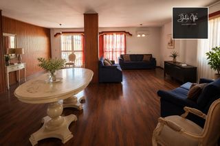 Casa aparellada a Avenida Solidaridad