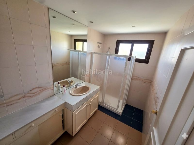 Foto 8ca5b310-8866-40c8-8c71-2e10ae72a6e8. Pis amb piscina a La Carihuela - Los Nidos Torremolinos