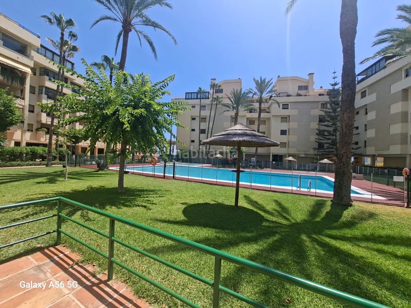 Foto a4f68909-e3dd-4a6b-a045-abbd45f76d19. Pis amb piscina a La Carihuela - Los Nidos Torremolinos