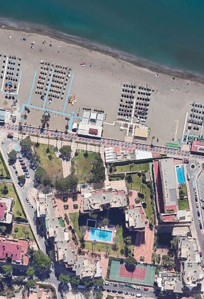 Foto acd4b8fa-5898-44e1-83cb-bb780212aaa6. Pis amb piscina a La Carihuela - Los Nidos Torremolinos