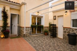 Casa aparellada a Calle Compositor Carmelo Bernaola