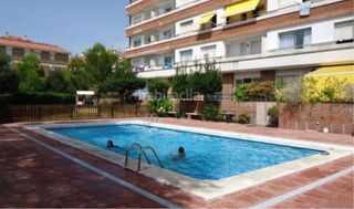Piccolo appartamento in Passatge buenos aires 9. Apartamento completamente reform