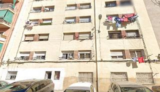 Etagenwohnung in Carrer de narcís monturiol 37. Atencion inversores!!!!!!!!!!