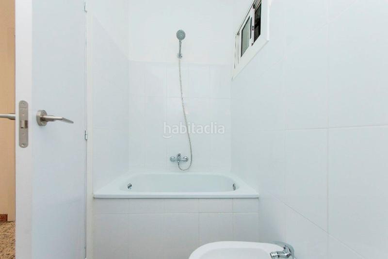 Foto 5e106715-14b0-4453-abcb-1bd6ab9e2aed. Piso en carrer àngel guimerà 15 atencion inversores!!!!!!!!!!! en Granollers