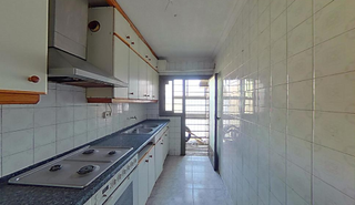 Pis a Carrer sèquia 6. ***inmueble okupado***