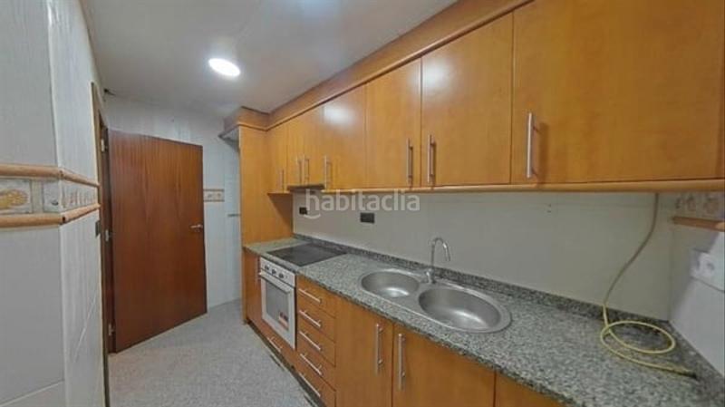 Foto 386fa7a5-d134-4a97-9b8e-d4d5b525e8f2. Piso en carrer cuba 17 *****ideal inversores********* en Badalona