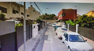 Casa in Carrer del pedraforca 3. ***atencion inversores***