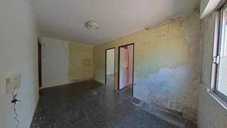 Appartement  Carrer sant gregori. ¡planta baja a reformar en castellbisbal!