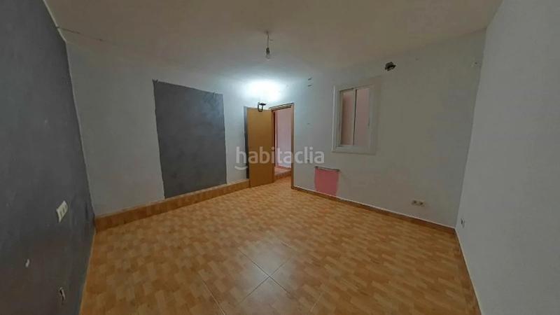 Foto 2d04212f-941e-410f-ac47-7257dd926e0c. Casa adossada amb calefacció a Can Puiggener Sabadell