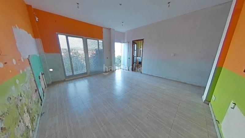 Foto 5924c090-11e2-46e6-b3cf-5588978a8b05. Casa adossada amb calefacció a Can Puiggener Sabadell