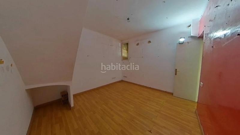 Foto a8f6b067-6b71-4d35-bbdc-c77c6cf25bc3. Casa adossada amb calefacció a Can Puiggener Sabadell