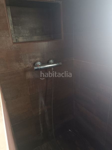 Foto 1f541b4c-8fe6-4d0b-b08d-2a05ea861af8. Casa adossada amb aparcament piscina a Can Rull Sabadell