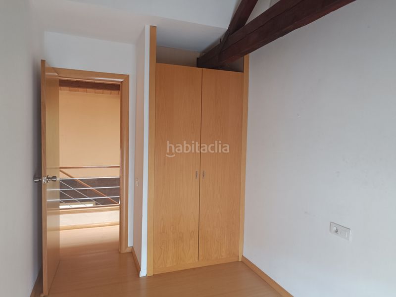 Foto 373a266f-2ad5-48d9-b5f6-4bb76ae05e9f. Casa adossada amb aparcament piscina a Can Rull Sabadell