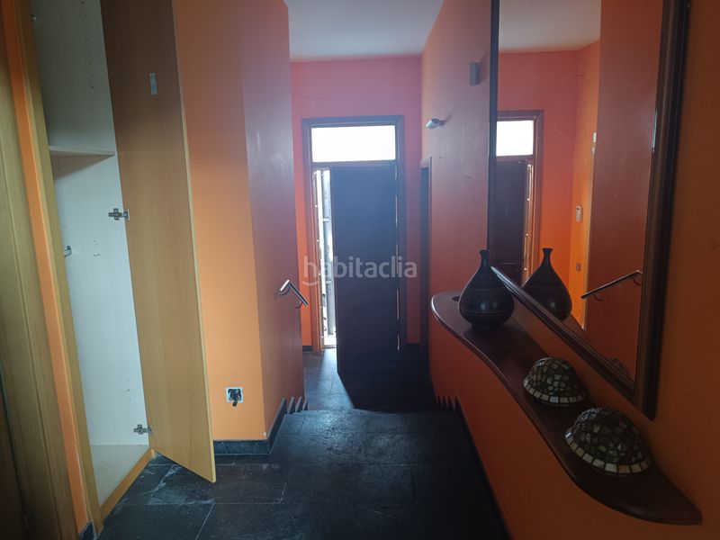 Foto 60d2b2b1-7137-4353-bb09-a68e148c615f. Casa adossada amb aparcament piscina a Can Rull Sabadell