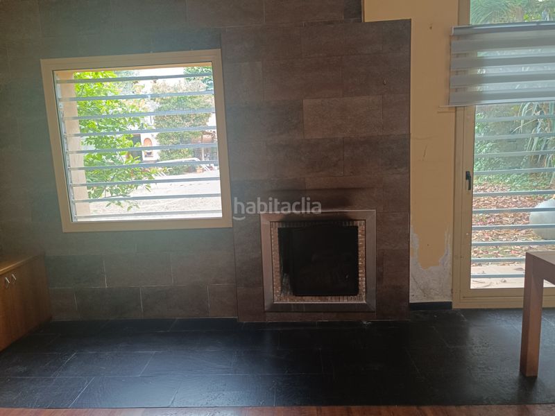 Foto 6a30b19c-fd76-4764-b5ab-5cb7bfb1b127. Casa adossada amb aparcament piscina a Can Rull Sabadell