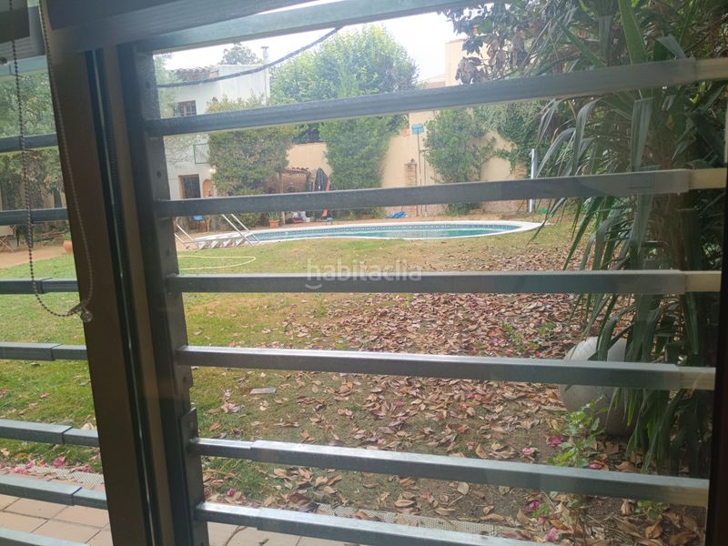 Foto a83a63e6-2c03-425f-aa69-7483c6c472fb. Casa adossada amb aparcament piscina a Can Rull Sabadell