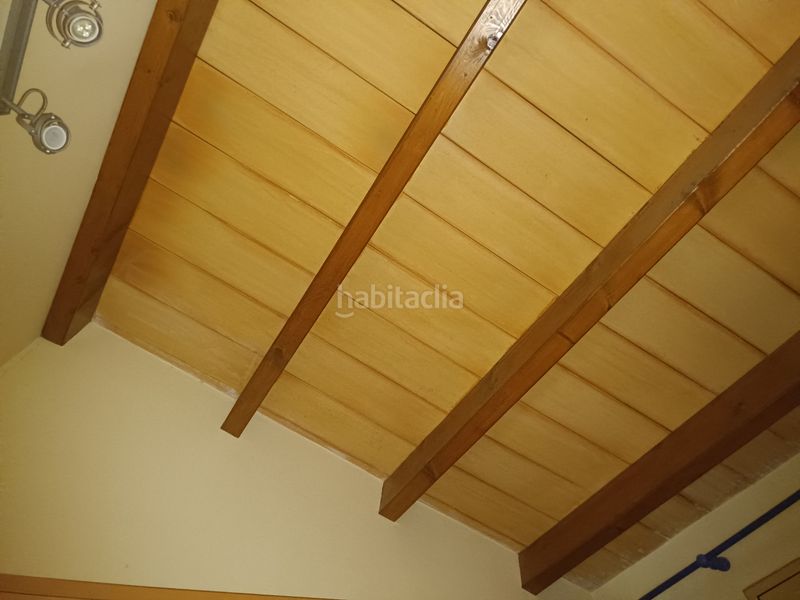 Foto e30d2ddf-a5d3-45f2-af4a-aa097d4fc82b. Casa adossada amb aparcament piscina a Can Rull Sabadell