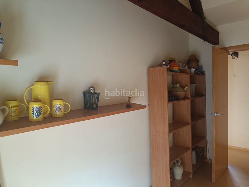 Foto f09ce3ce-b3d2-429b-8d64-5c7adec4f48b. Casa adossada amb aparcament piscina a Can Rull Sabadell
