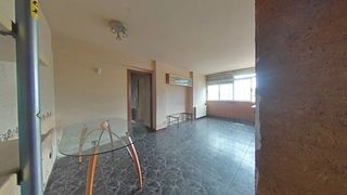 Flat  Urbanización santelvira. ?? piso en venta en calle santa elvira – montcada i reixac