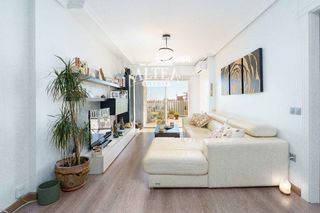 Piso  Calle la mar. Este acogedor apartamento cerca del puerto y de la playa es el a