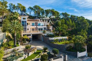Chalet  Urb. jardines de alhama n9. Excepcional villa con un diseo elegante y unico con vistas al m
