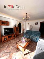 Pis  Calle antequera. Gran oportunidad de comprar piso con trastero y plaza de garaje