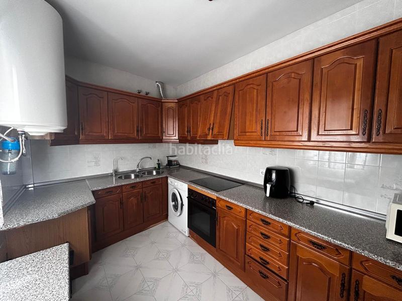 Foto ca8a86a4-6f24-41bb-a055-7385266a0a18. Alquiler piso se alquila piso en Coín