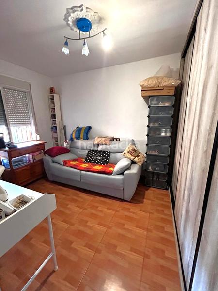 Foto 337ee677-d178-4cc6-9c5d-1f01f71217ac. Reihenhaus mit kamin in Coín