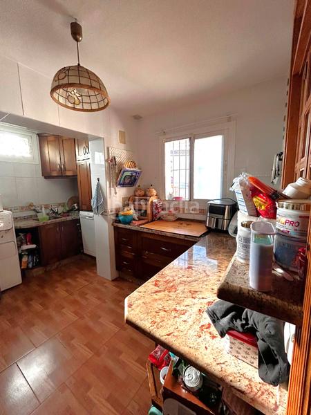 Foto 7ef0e61d-efb7-4ac3-8600-93e43a20c3bd. Reihenhaus mit kamin in Coín