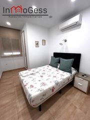 Rent Semi detached house  Calle cruz de san roque. Se alquila casa en alhaurín el grande