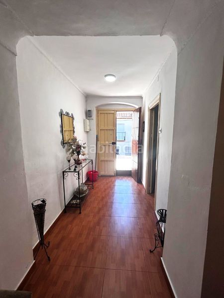 Foto 6c78233f-3c96-43a9-bfb3-eb79e9353968. Casa adossada a Coín