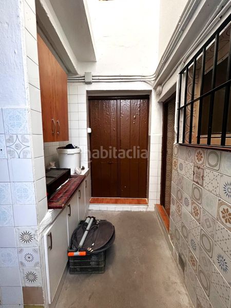 Foto e6b2f0af-7469-4e6d-b737-f1e3e7a141a2. Casa adossada a Coín