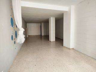 Location Local commercial  Calle manuel garcía. Alquiler local en coin